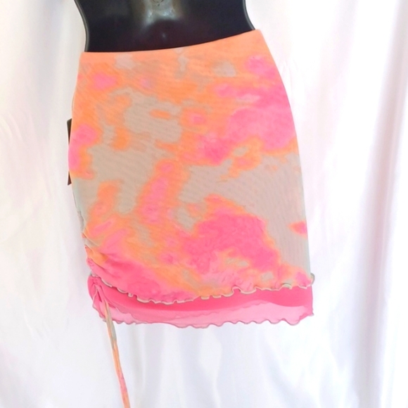 NWT Wild Fable Mesh Side Ruched Mini Skirt Neon Size M Retro Hippie Vibes - Picture 3 of 7